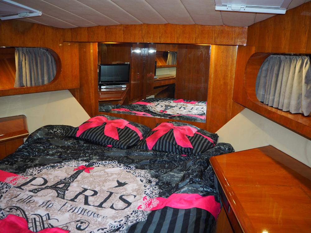 Fore ship, Accommodation